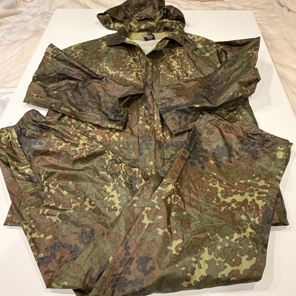 Mil-Tec by Sturm Flecktarn Camo Rain Suit Jacket Pants Set Size M Military Style